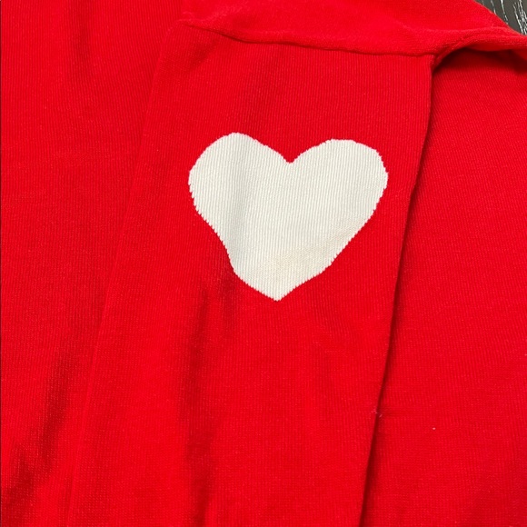 Heart Sleeve Sweater V-Neck HighLow hem SideSlits in Vibrant Red - Picture 7 of 11